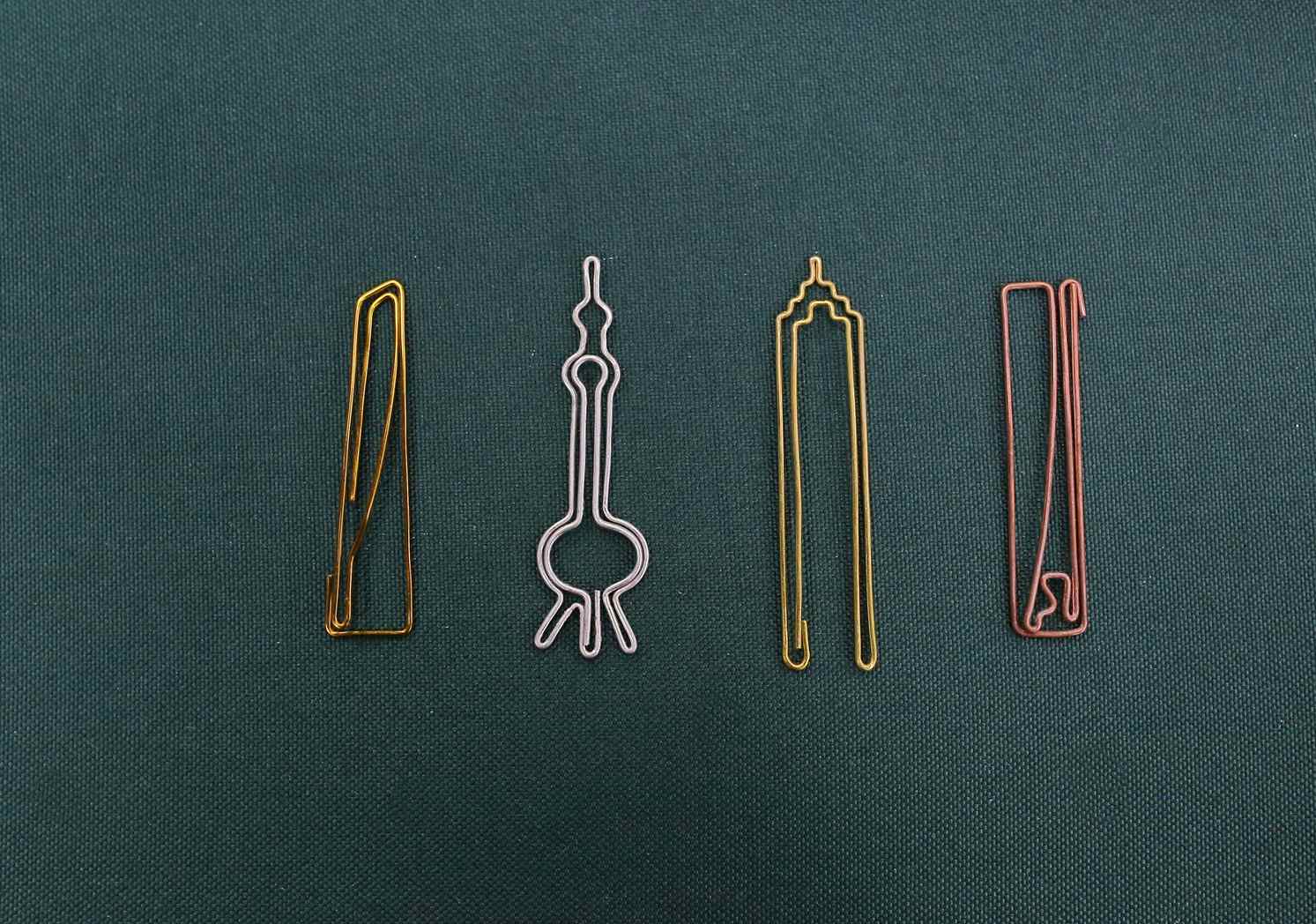 最佳理念创新奖(二等奖) 《上海回形》创意文具_副本.jpg 最佳理念创新奖(二等奖) 《上海回形》创意文具_副本.jpg